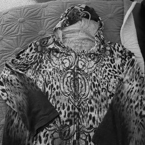 1X embellished zip up cardigan- Onque Woman Brand